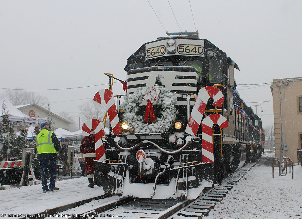 Browns Yard Santa Train